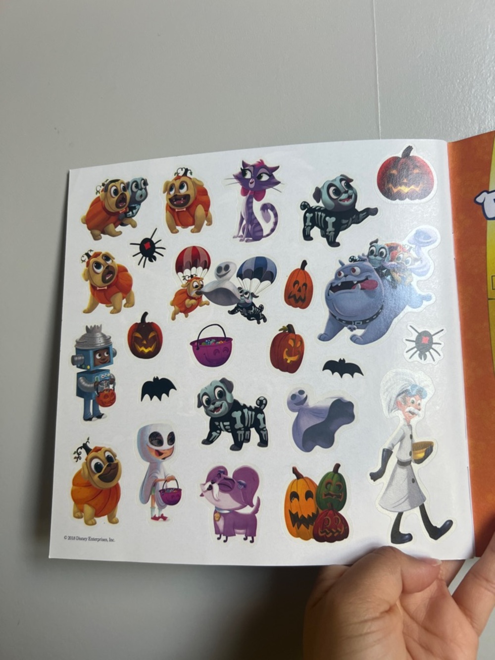 Disney Puppy Dog Pals Haunted Howl-oween Book - Picture 4 of 5